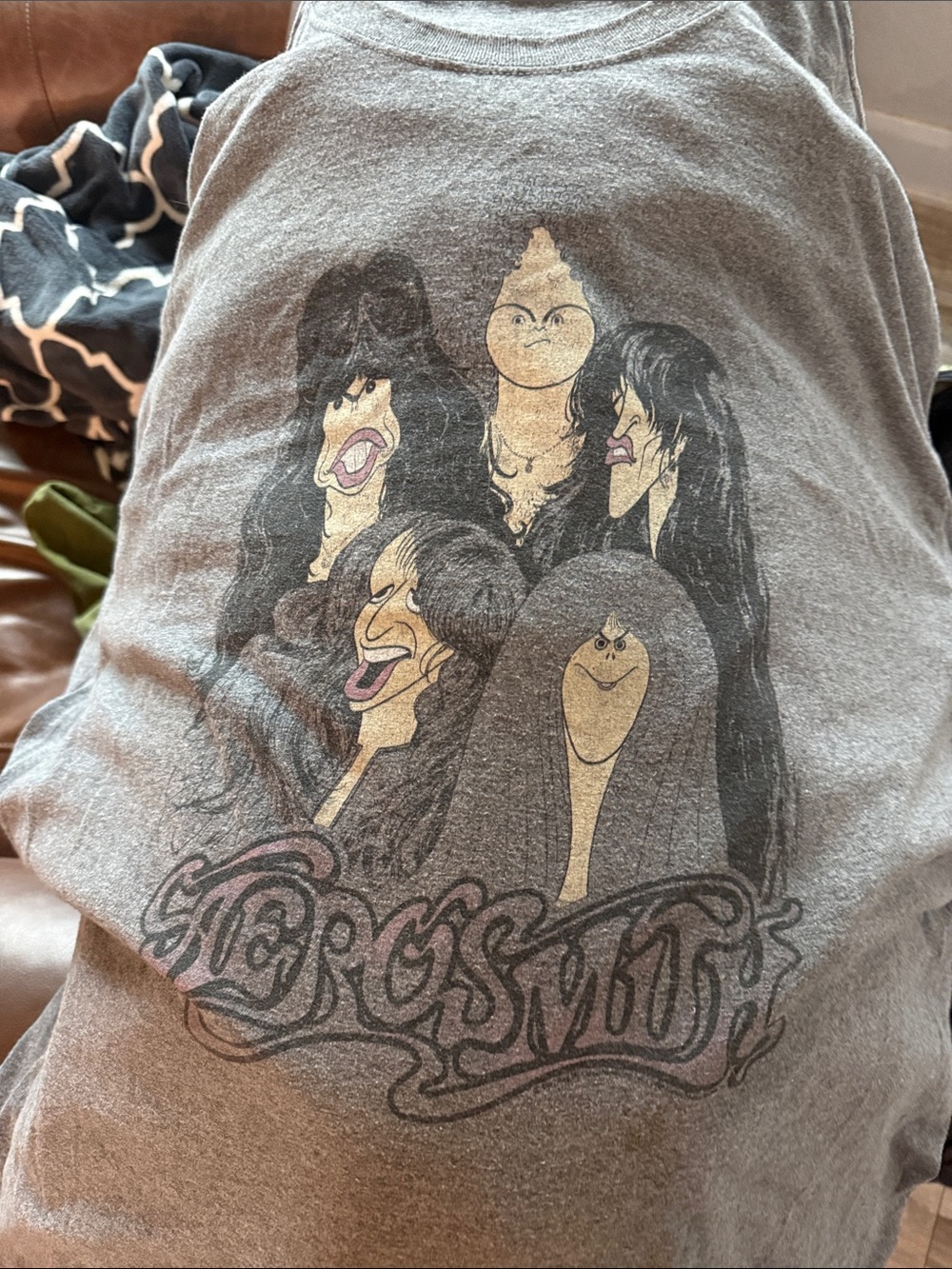 Women’s Gray Graphic Band Tee - Vintage Style Short Sleeve